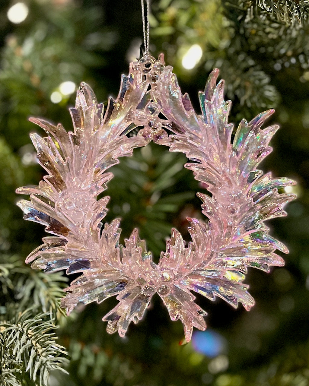 ACRYLIC IRRIDESCENT WREATH PINK ORNAMENT XASCPWR