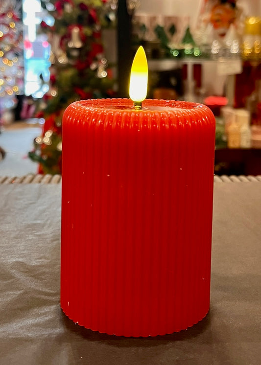 AURA LED RIBBED CANDLE RED MEDIUM SYARPM