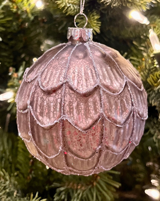 AGED SILVER MERCURY SCALLOPED ROUND GLASS ORNAMENT XGMAWJW