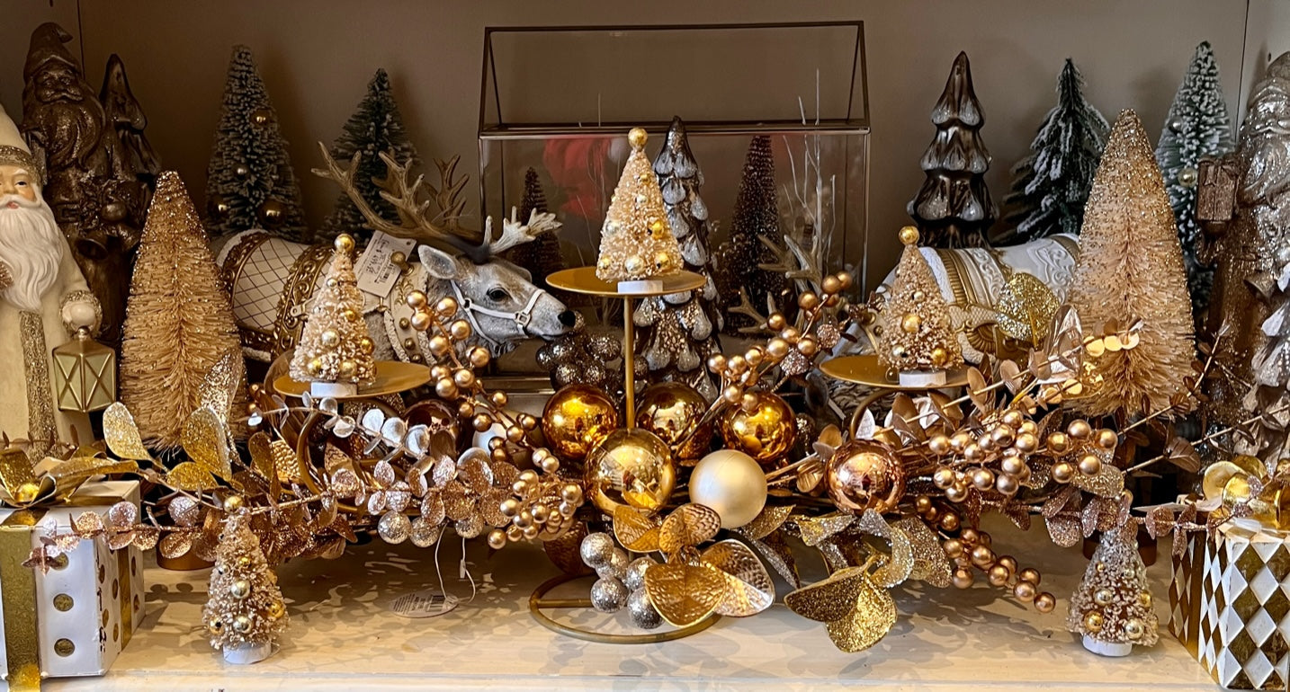 GOLD LEAF AND BERRY 3 CANDLE CENTREPIECE XX11988