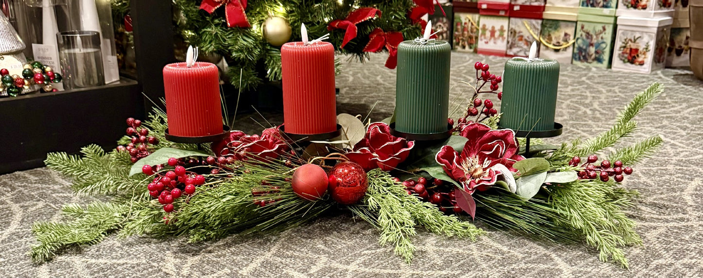 Magnol with Bauble Candle Holder XM0124