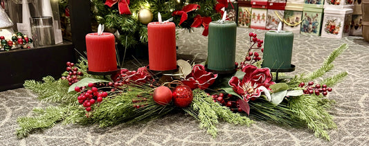 Magnol with Bauble Candle Holder XM0124