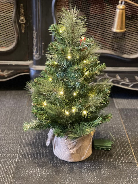 GLITTERY GOLD 2FT LED WARM WHITE TABLETOP TREE SENGG2