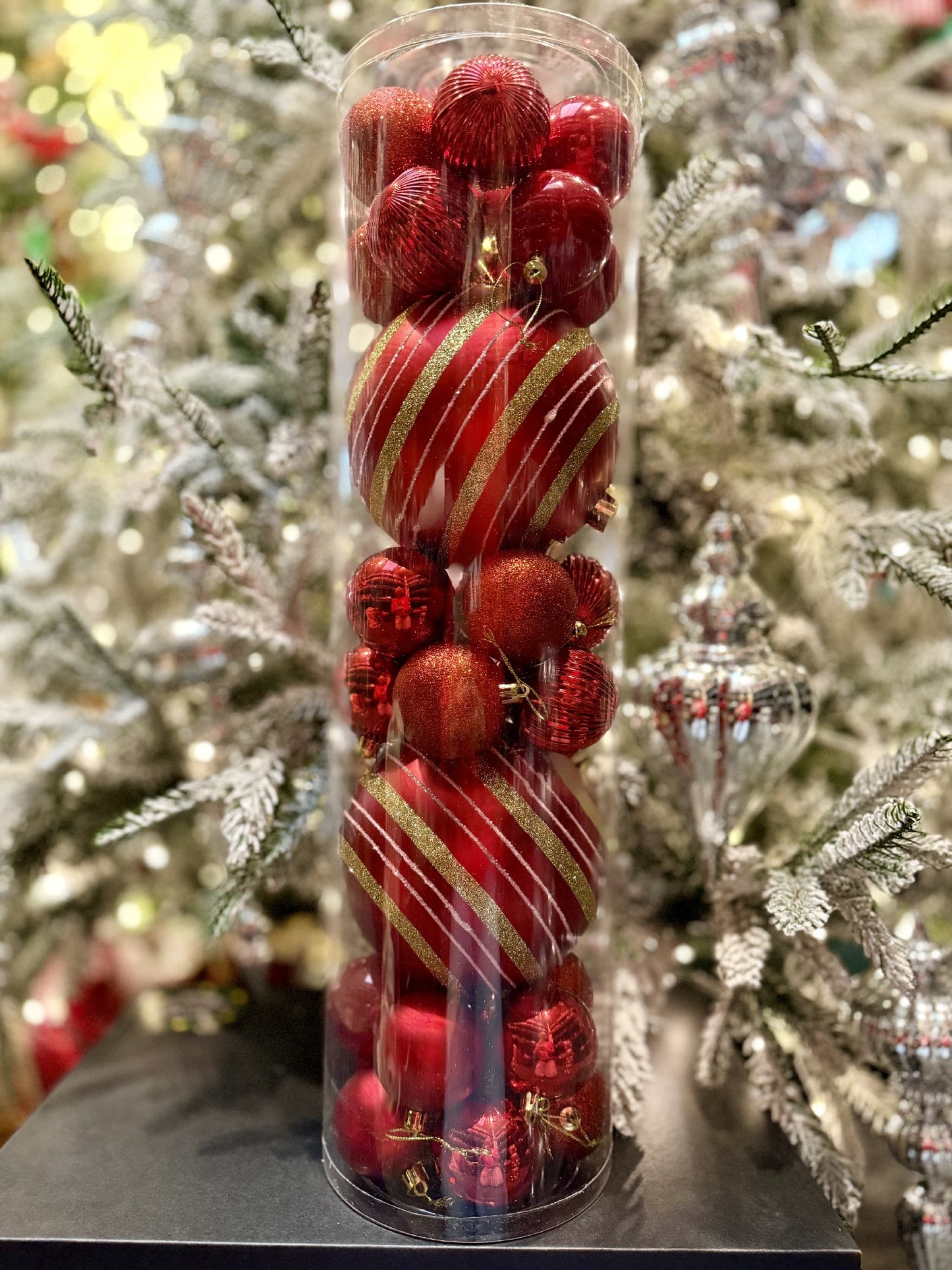 32 PACK BULK PACK BAUBLE-RED X421581