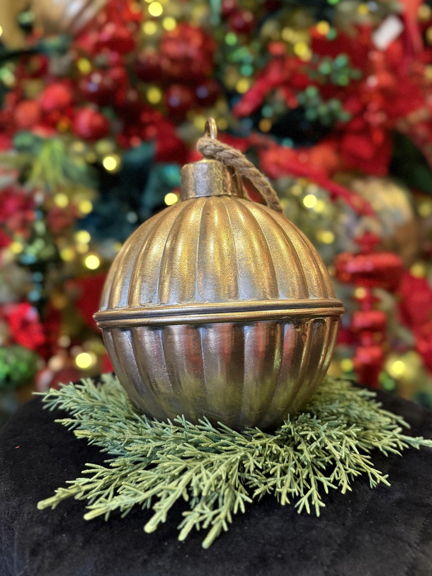 16CM GOLD METAL BELL X440957