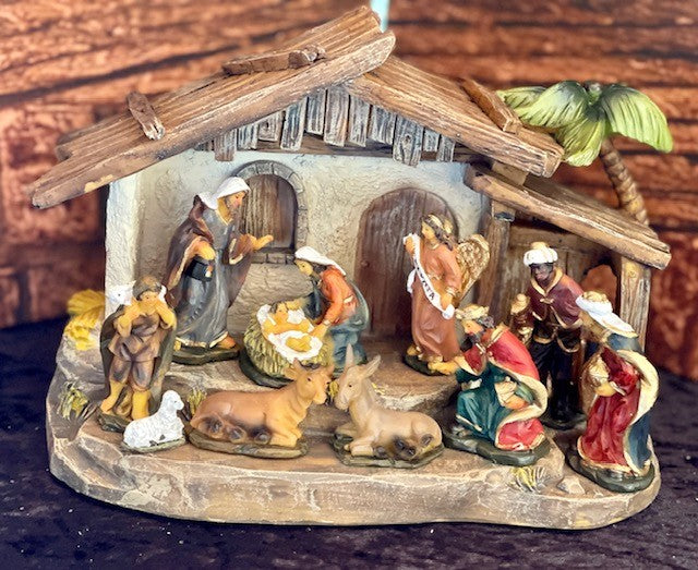 11 PIECE NATIVITY SET WITH STABLE & PALM