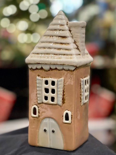 BEIGE CREAM STONEWARE TEALIGHT HOUSE WITH SHUTTERS LH009