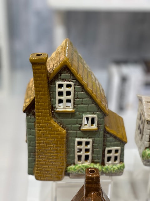STONEWARE VILLAGE TEA LIGHT HOUSE - GREEN STONE COTTAGE WITH CHIMNEY LH054