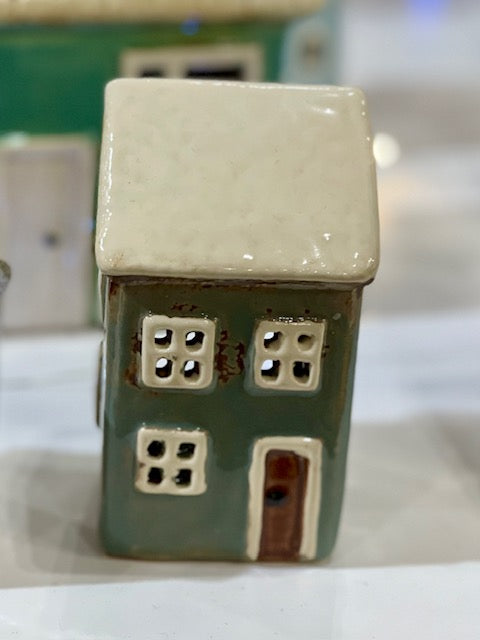 STONEWARE VILLAGE TEALIGHT HOUSE - RURAL HOUSE LH065
