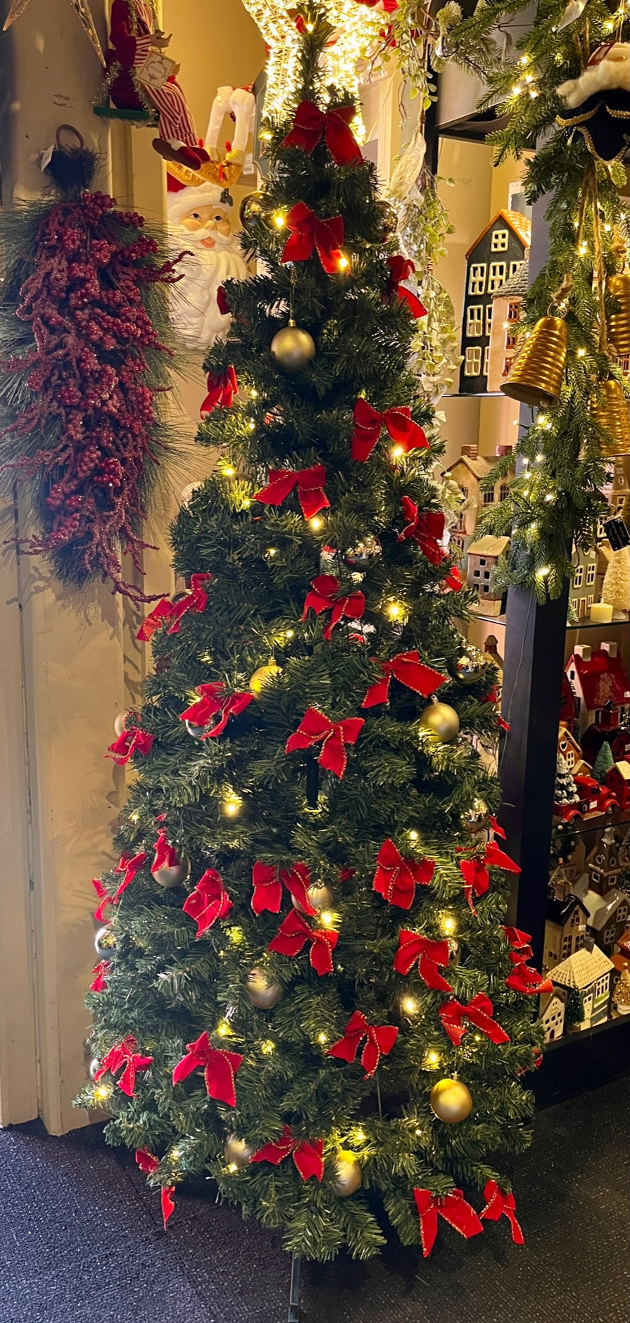 180CM POP UP LED HIGHLAND FIR TREE XTR102