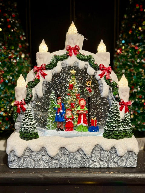 GLITTER LANTERN - Carollers with Candles Scene XAC493