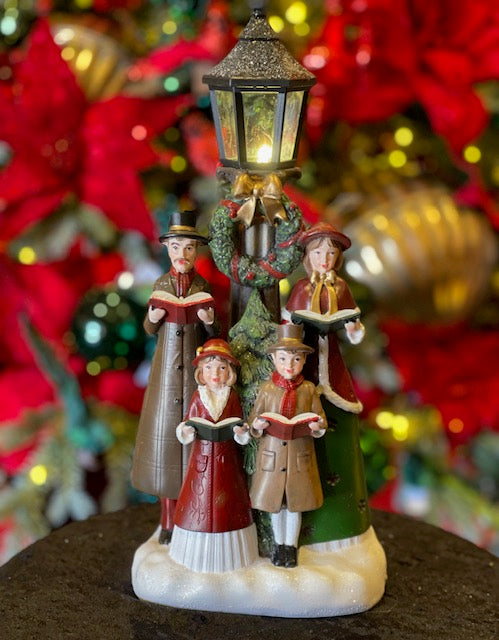 Traditional Caroler on Lamp SCY202