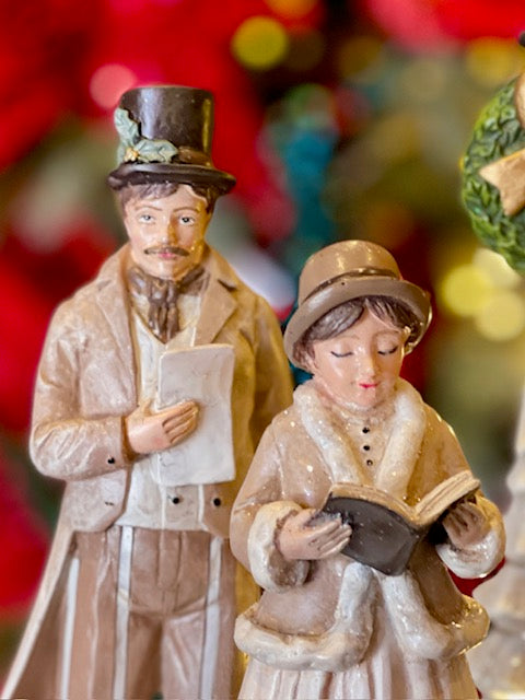 5 Piece Natural Caroler Family SCY213
