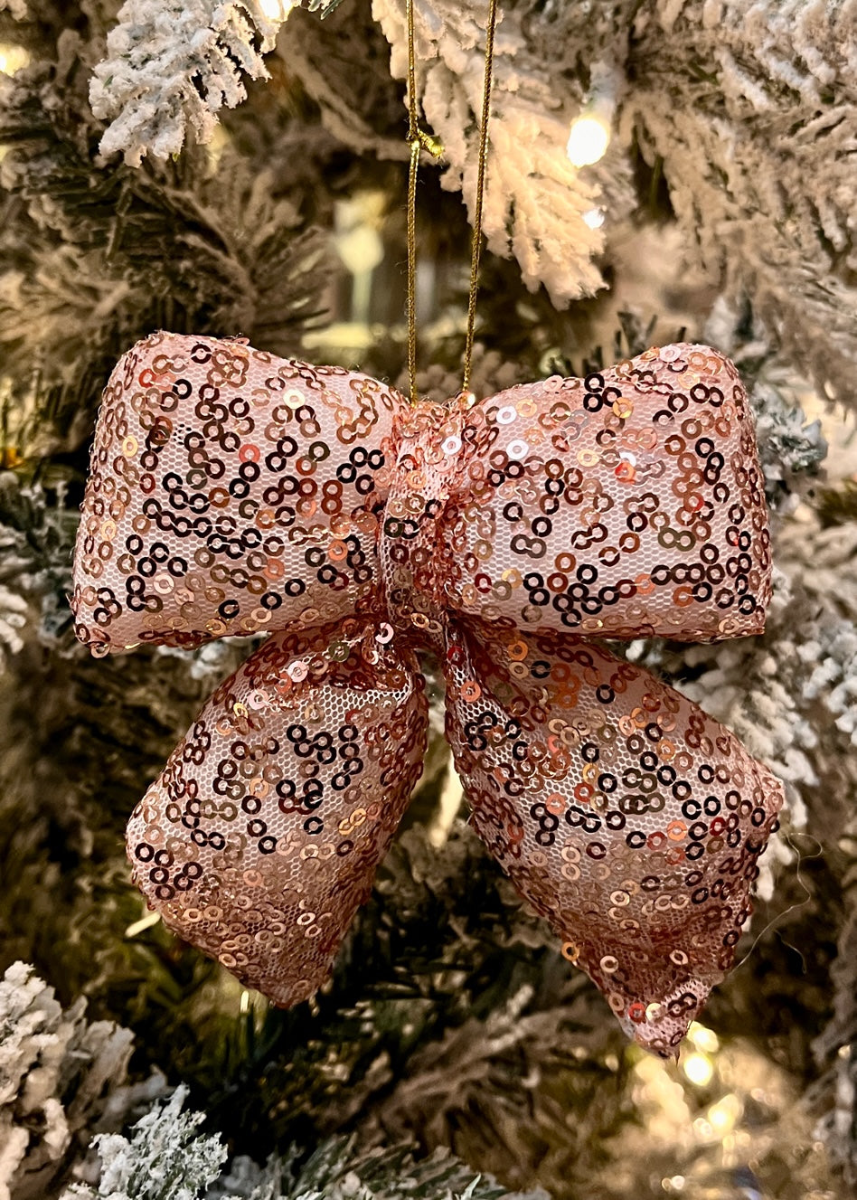 Pink Shiny Sequined Bow Hanging SNE626