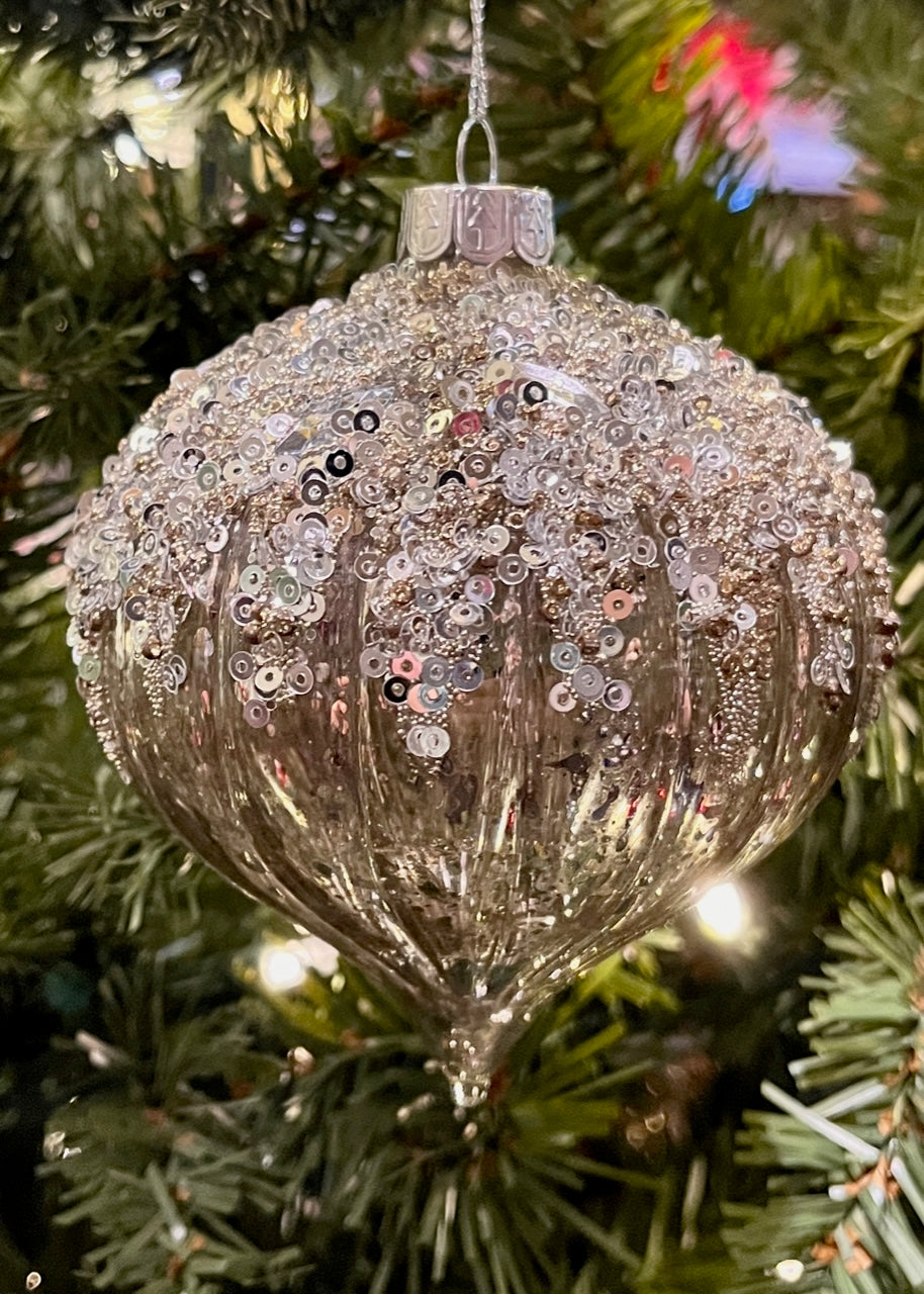Silver Mercury Beaded Glass Onion Ornament SPQ029