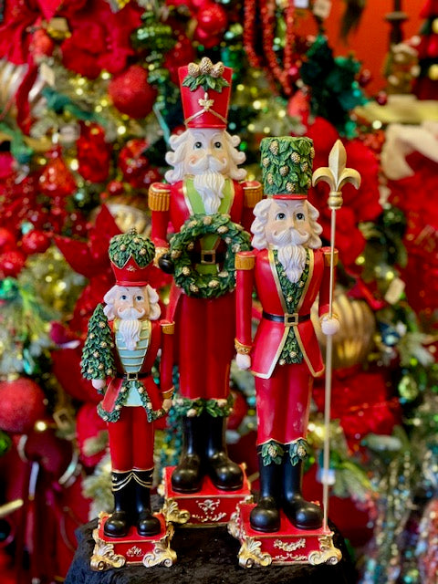 Red Soldier With Tree SRX018