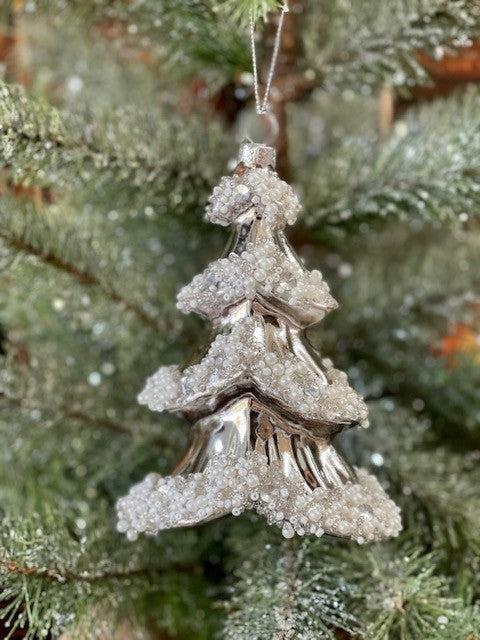 SILVER & WHITE TREE GLASS ORNAMENT GQAM020