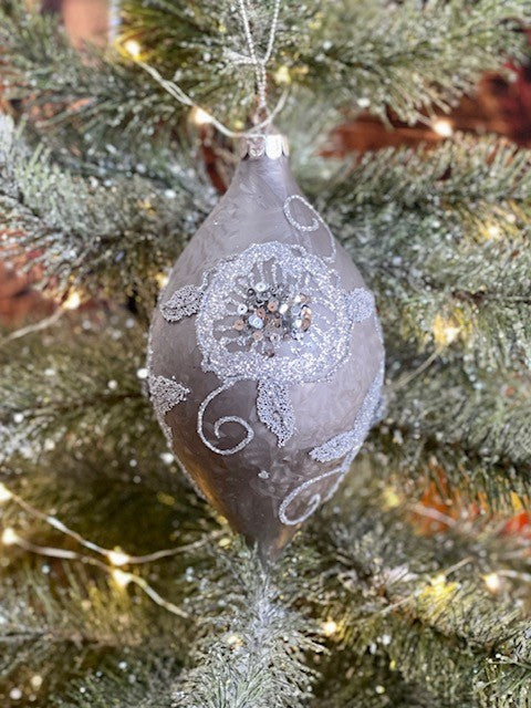 SILVER FLORAL SEQUINED TEARDROP ORNAMENT GQAM399