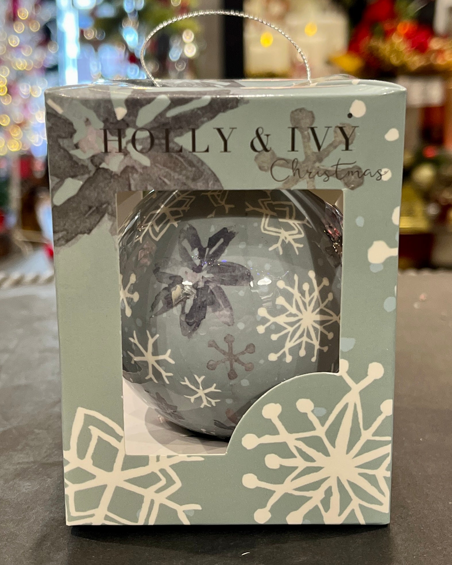 7.5CM ARTIST BAUBLE - SHIMMERING SNOWFLAKES BXQ007