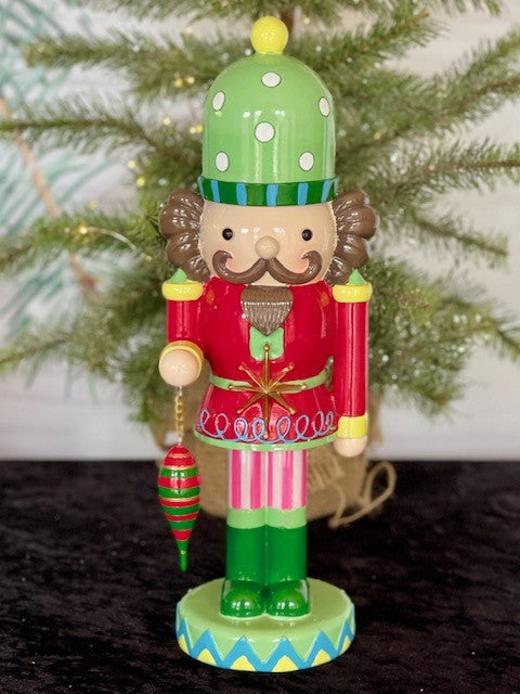 NUTCRACKER WITH ORNAMENT - JTE142