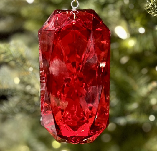 LARGE RED EMERALD CUT ORNAMENT MZ009