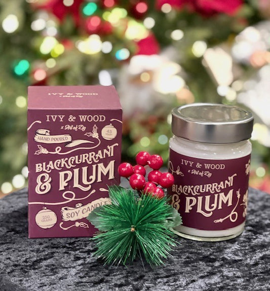 BLACKCURRANT & PLUM BY IVY & WOOD CANDLES