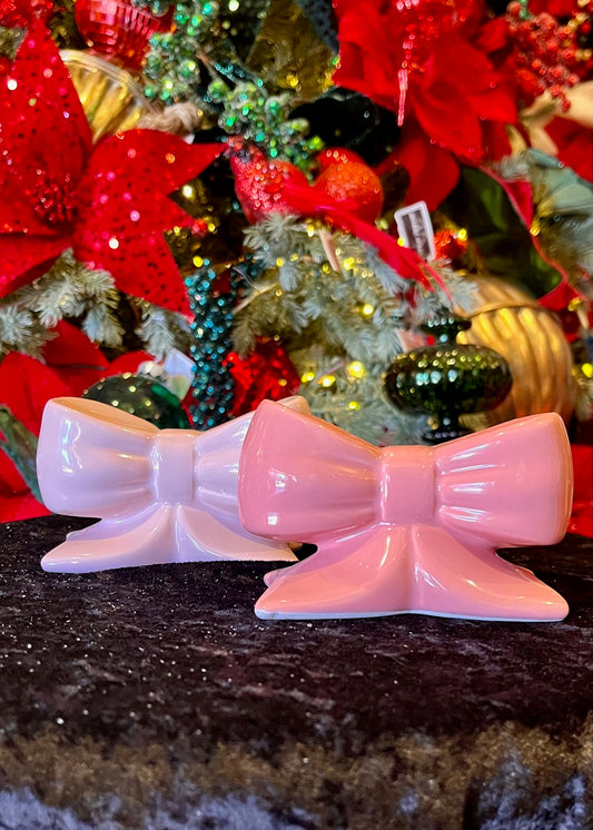 CERAMIC PINK BOWS SALT AND PEPPER SHAKERS ECV006