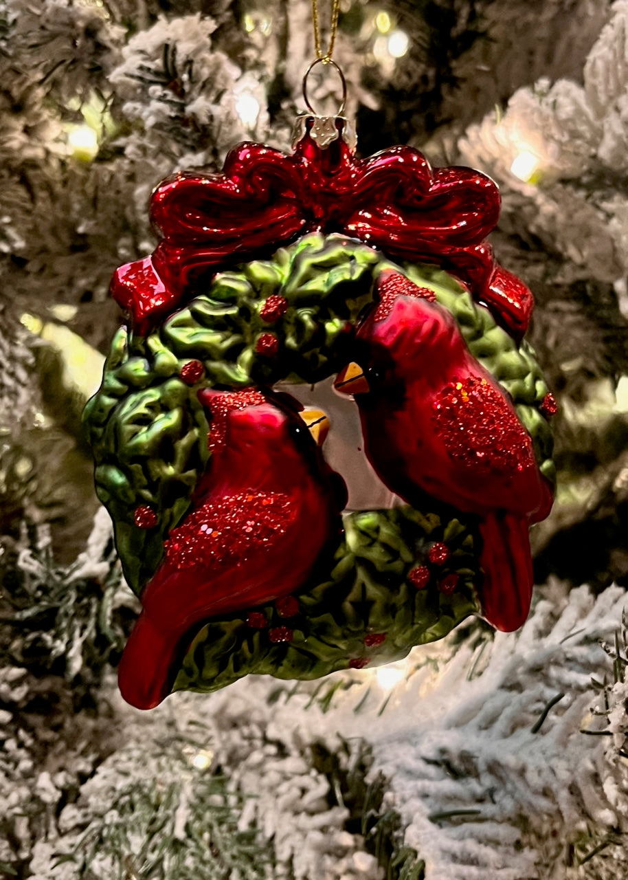 GLASS TWIN CARDINAL HANGING ORNAMENT EXW012