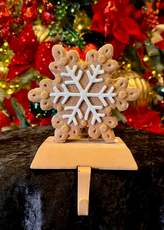 EMBELLISHED GINGERBREAD SNOWFLAKE STOCKING HOLDER EXX026C