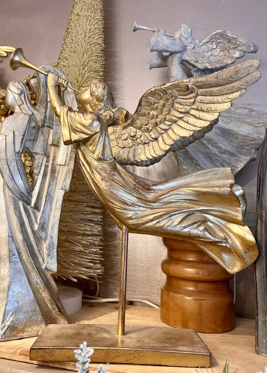 45 CM GILDED ANGEL WITH TRUMPET EXV027
