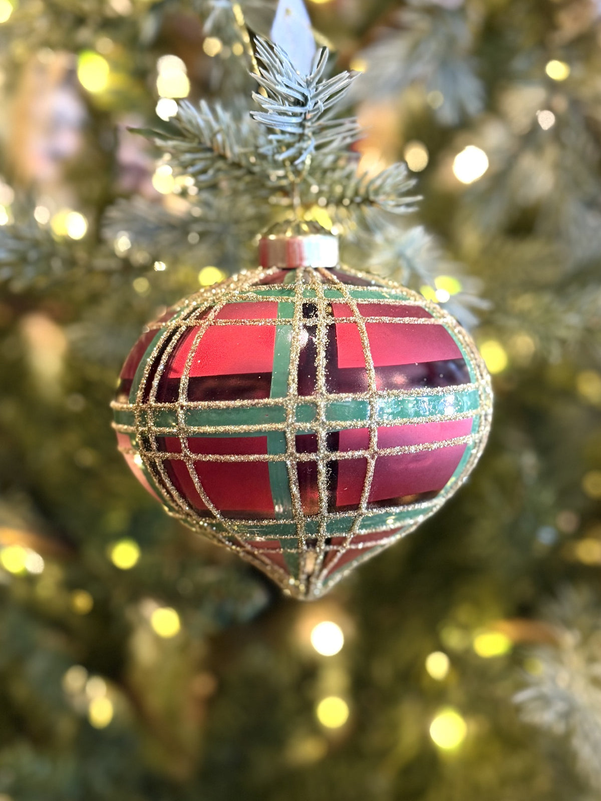 TRADITIONAL TARTAN ONION BAUBLE FCI433