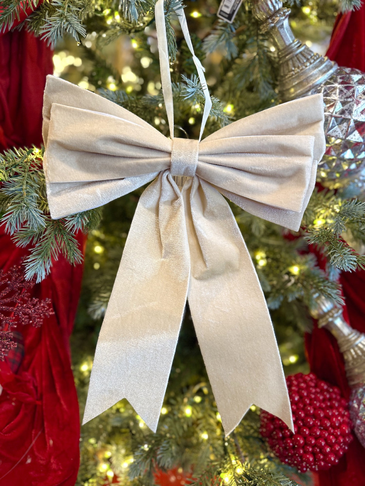CLASSIC CHAMPAGNE BOW HANGING FCJ077