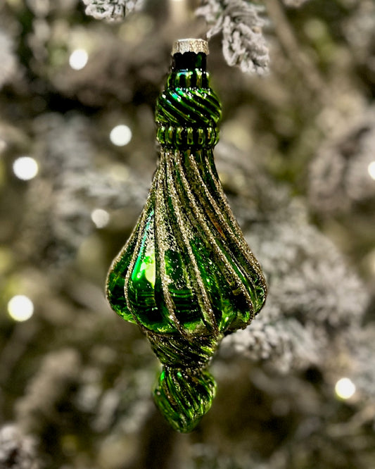 GREEN SWIRL FINIAL GLASS HANGING ORNAMENT RAM306