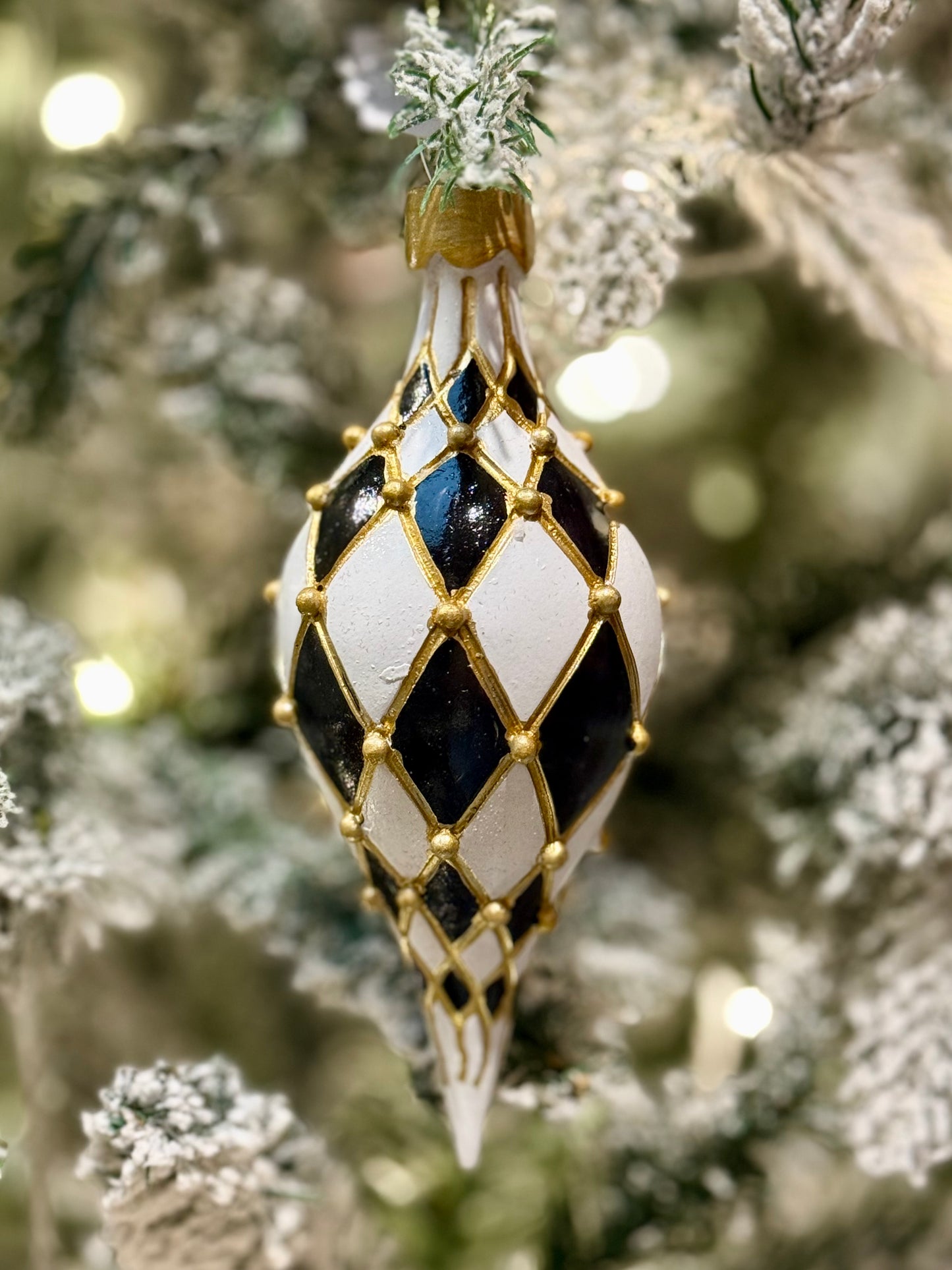 QUILTED HARLEQUIN TEARDROP ORNAMENT EXX029