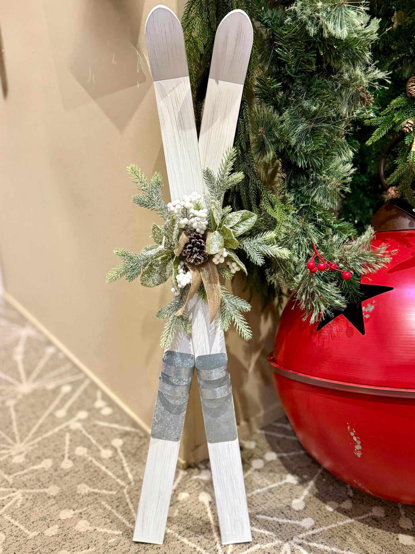 Crossed Large Pair White Skis With Pine With Decor 4519163