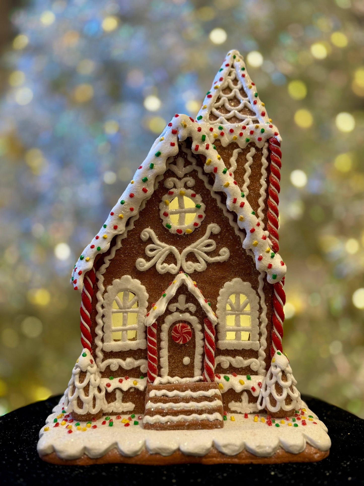 SPRINKLE GINGERBREAD LED HOUSE 4516334