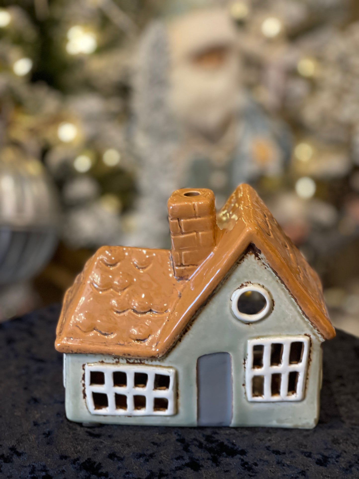 STONEWARE VILLAGE TEALIGHT HOUSE - BROWN ROOF GREY DOOR HOUSE LH099