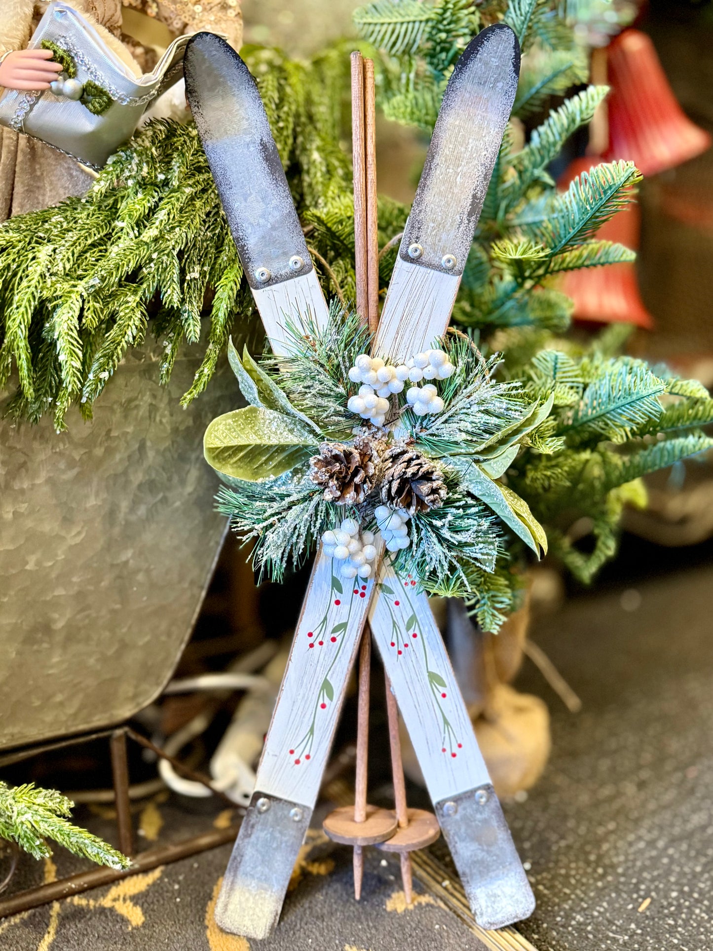 AGED WHITE HANGING SMALL PAIR OF SKIS 4519164