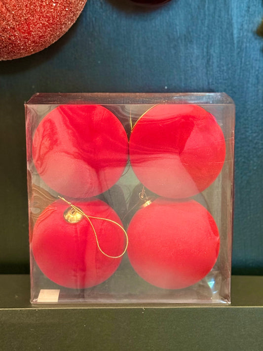 4PK RED FLOCKED BAUBLES EXM032