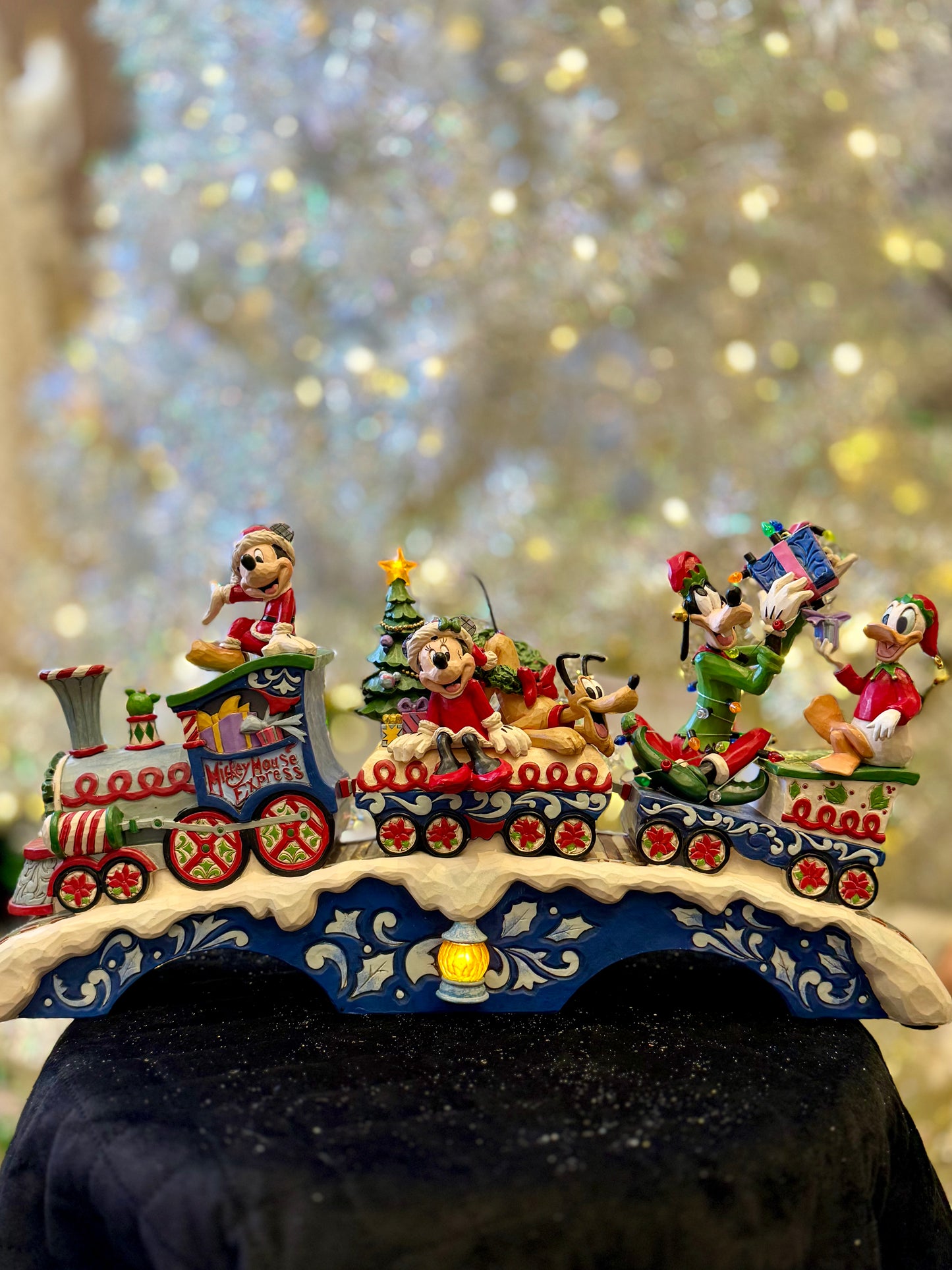 JIM SHORE DISNEY TRADITIONS MICKEY & MINNIE LED MUSICAL TRAIN 6014996