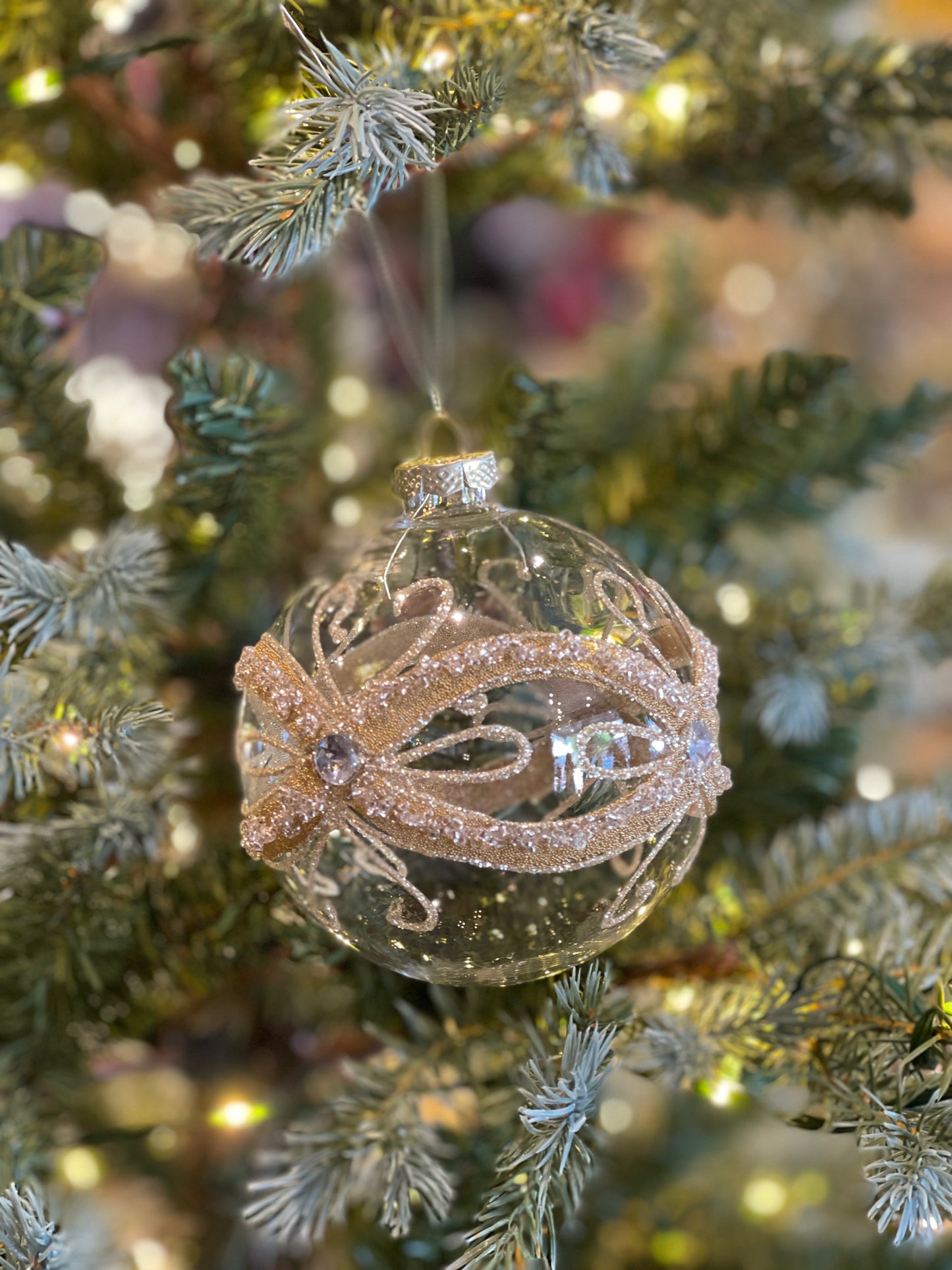 CLEAR WITH GOLD MASQUERADE DETAIL ROUND GLASS HANGING ORNAMENT FCI314