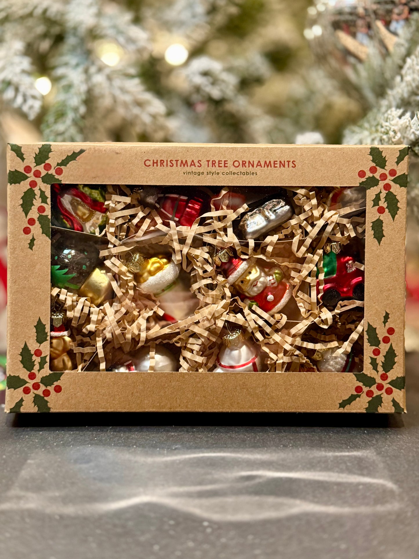 BOX OF 12 VINTAGE ICONIC MINI GLASS ORNAMENTS 4519169