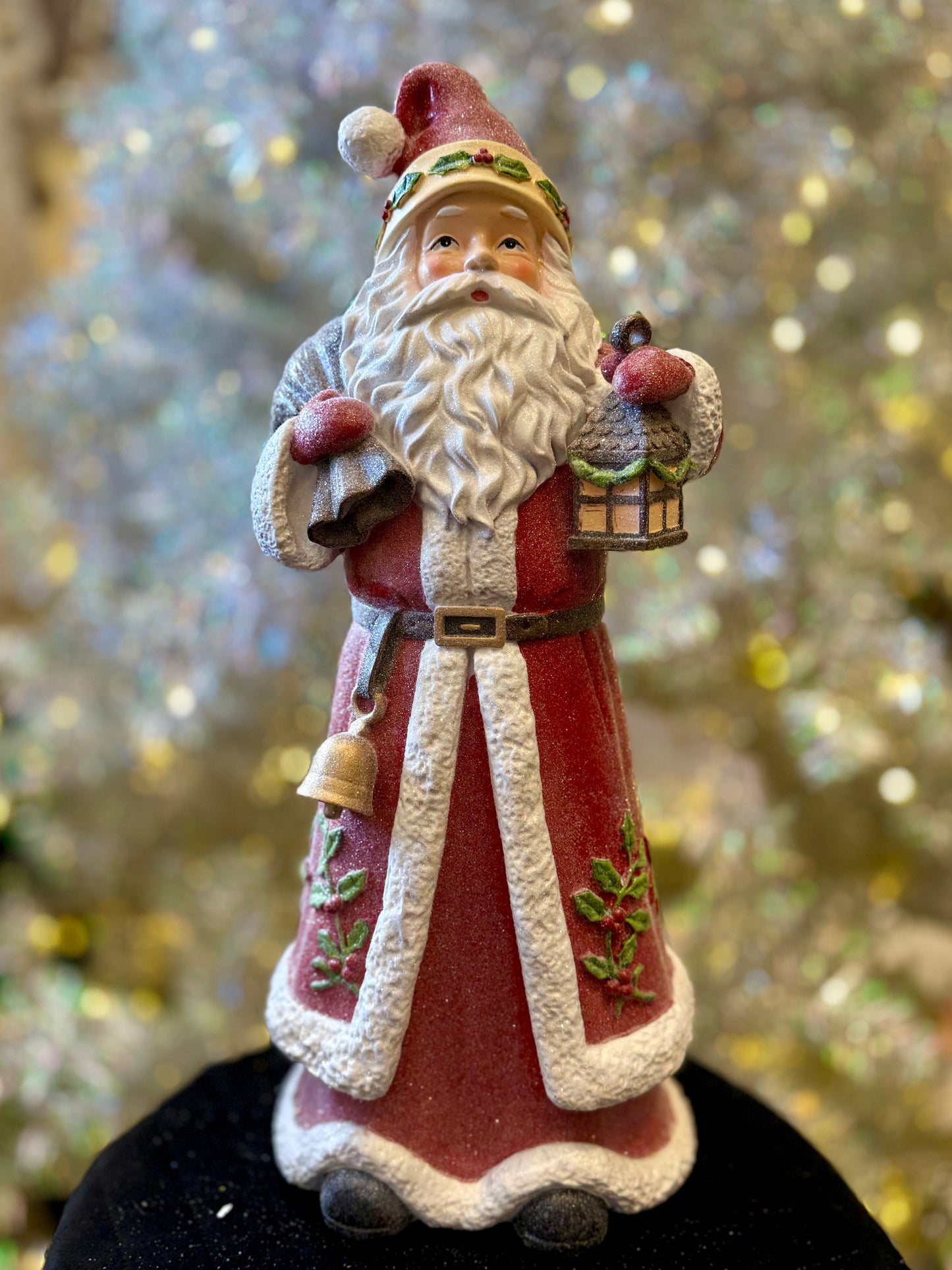 Santa With Lantern Red 4512279