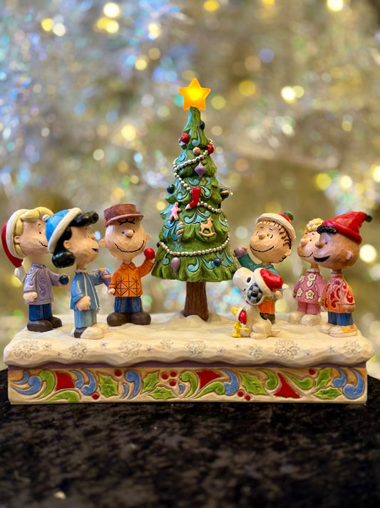 JIM SHORE PEANUTS - PEANUTS GANG DECORATING TREE 6017231