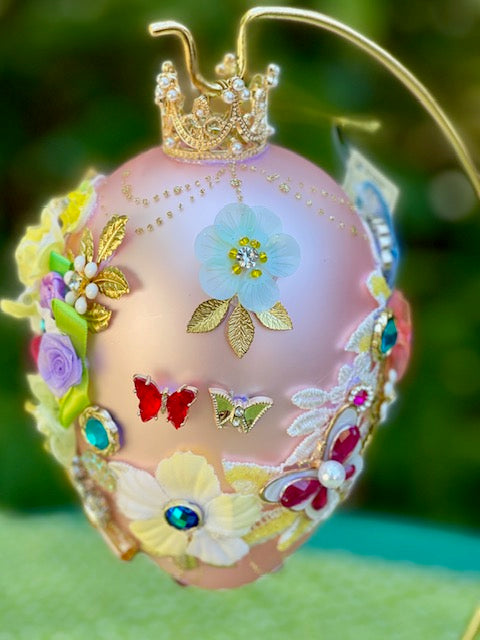 MARK ROBERTS FABERGE EGG 7 INCH JEWEL PALE PINK ORNAMENT 36-44206