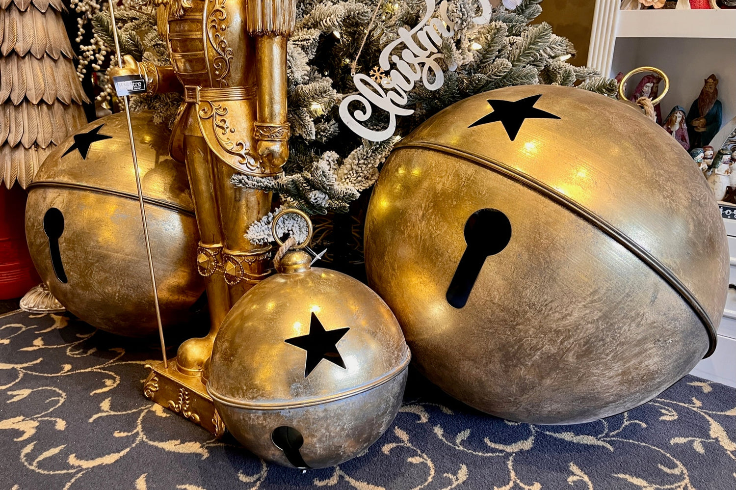 LEGEND OF THE CHRISTMAS BELLS