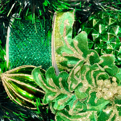 GREEN
