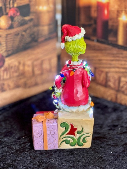JIM SHORE GRINCH CHRISTMAS - GRINCH SITTING ON PRESENT (LIGHTS UP) 6008887