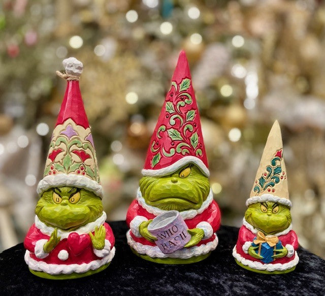 JIM SHORE GRINCH COLLECTION - GRINCH GNOME HOLDING A PRESENT 6009201