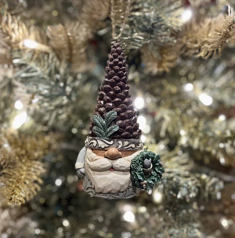 JIM SHORE HWC - WOODLAND GNOME WITH PINE CONE HAT HANGING ORNAMENT 6012689